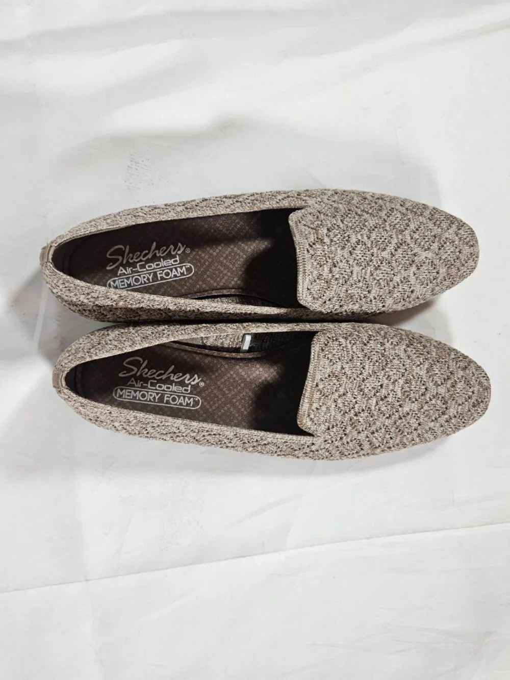 Skechers Cleo Loafers Women's Size 9.5 Tan Slip-On Shoes Air Cooled Memory Foam